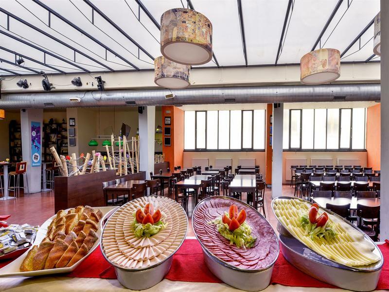 Plus Prague Hostel Экстерьер фото