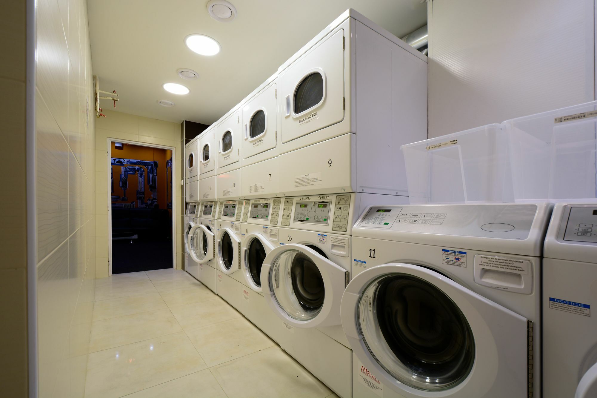 Plus Prague Hostel Экстерьер фото