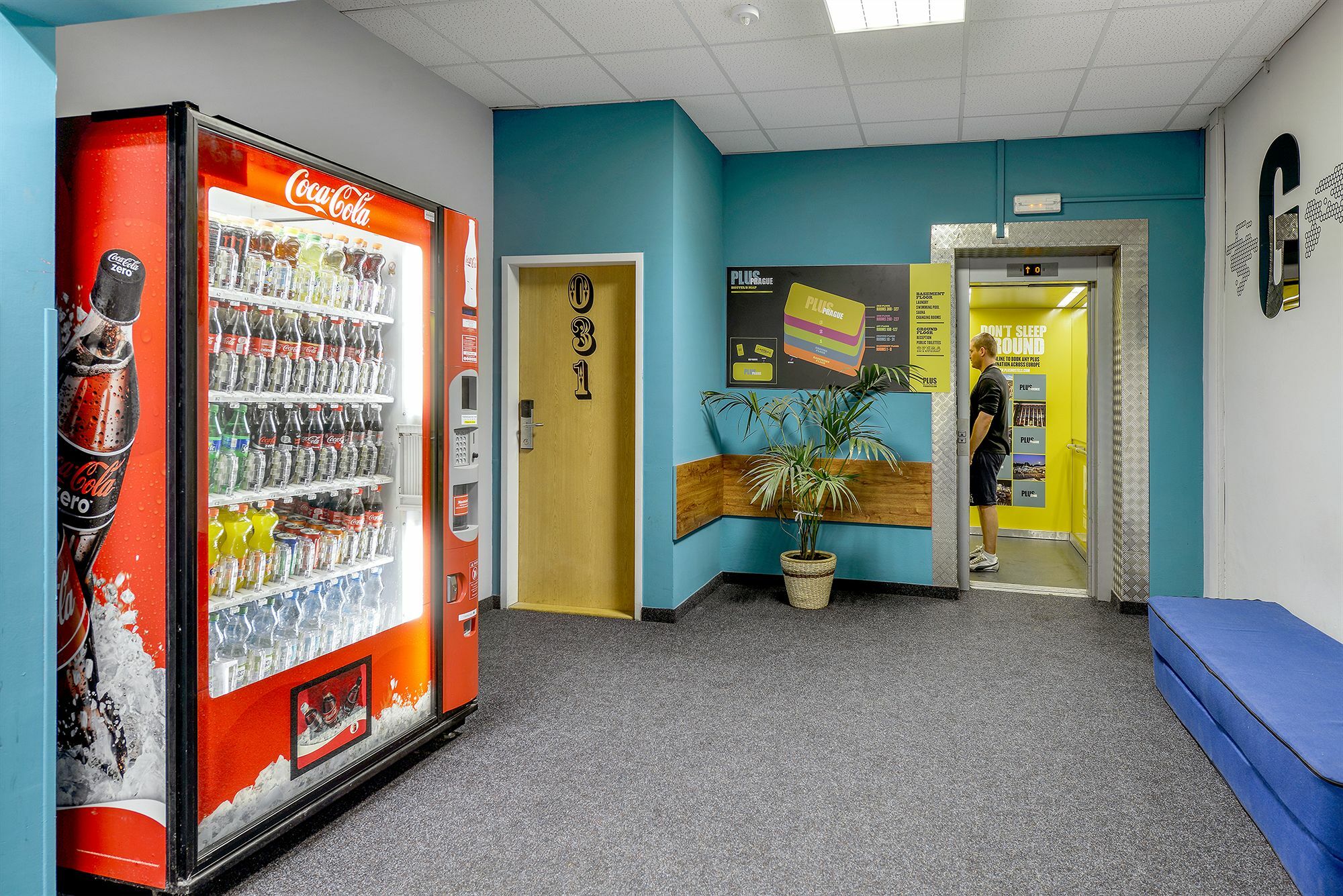 Plus Prague Hostel Экстерьер фото